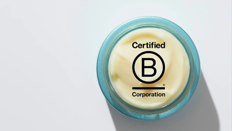 Elemis 2023年獲得B型企業(B Corp)認證。 Elemis 2023年獲得B型企業(B Corp)認證。