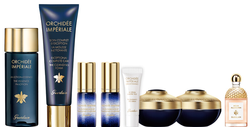 單品消費滿$22,000享【蘭鑽奢華巨獻尊寵禮】,蘭鑽極萃氧生乳霜7ml、蘭鑽極萃氧生眼唇霜7ml、蘭鑽極萃氧生微晶精5ml *2、蘭鑽氧生蘭花精露40ml、蘭鑽氧生潔顏乳霜30ml、花草水語琢白岩蘭橙花淡香水7.5ml、蘭鑽氧蘊極光白金隔離乳SPF50 PA+++ 3ml,(價值$15,246)。 單品消費滿$22,000享【蘭鑽奢華巨獻尊寵禮】,蘭鑽極萃氧生乳霜7ml、蘭鑽極萃氧生眼唇霜7ml、蘭鑽極萃氧生微晶精5ml *2、蘭鑽氧生蘭花精露40ml、蘭鑽氧生潔顏乳霜30ml、花草水語琢白岩蘭橙花淡香水7.5ml、蘭鑽氧蘊極光白金隔離乳SPF50 PA+++ 3ml,(價值$15,246)。