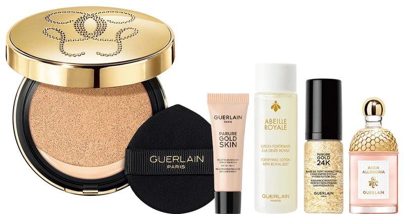 買:24K純金光氣墊粉餅01N,贈:24K純金保濕持妝凝露 5ml、24K純金光透精華粉底 SPF20 PA+++ 1N 3ml、皇家蜂王乳蜜露 15ml、花草水語 初綻沁梨淡香水 7.5ml,優惠價$ 2,850,價值$ 4,327【65折優惠】。 買:24K純金光氣墊粉餅01N,贈:24K純金保濕持妝凝露 5ml、24K純金光透精華粉底 SPF20 PA+++ 1N 3ml、皇家蜂王乳蜜露 15ml、花草水語 初綻沁梨淡香水 7.5ml,優惠價$ 2,850,價值$ 4,327【65折優惠】。