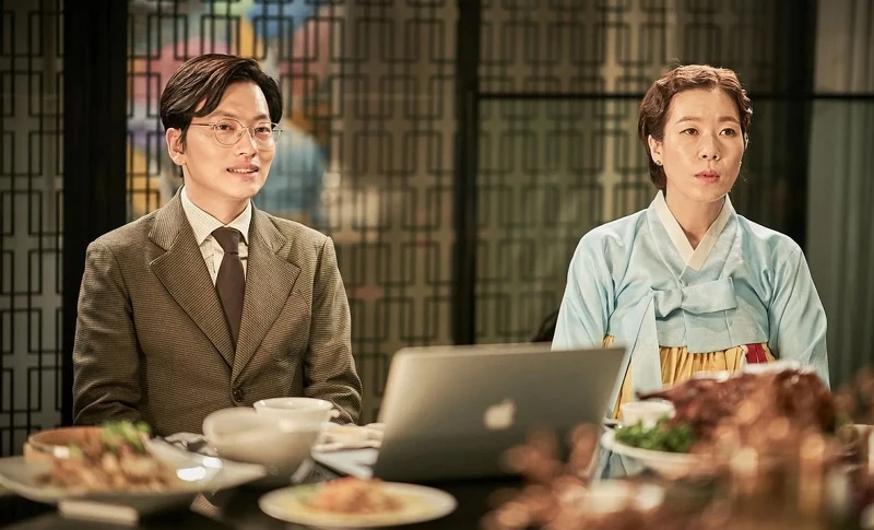 廉惠蘭在《今天決定愛上你》中的韓服裝扮，和崔尚宮車清華似乎有那麼一點相似