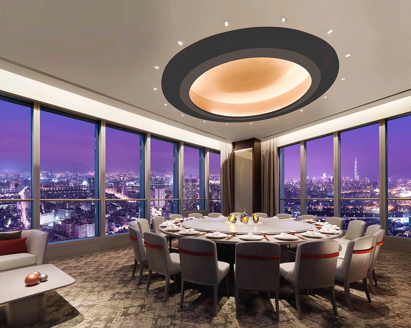 最大的包廂能夠遠眺北市101大樓。 最大的包廂能夠遠眺北市101大樓。