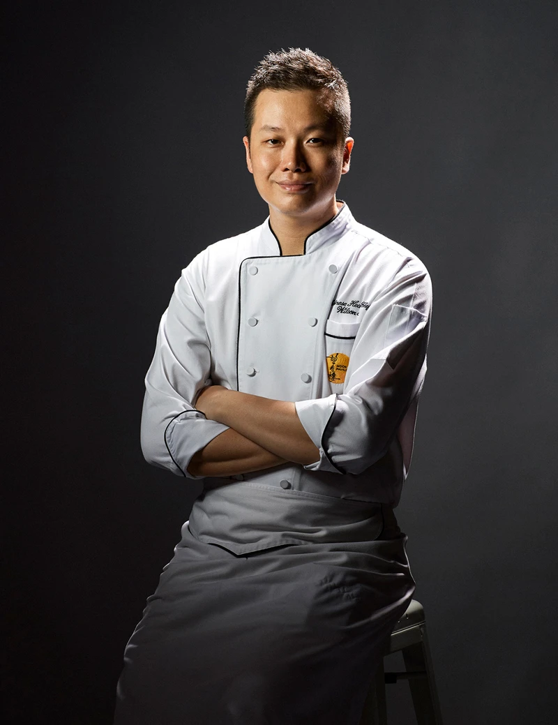 主廚為擁有30年廚藝經歷的港廚蘇權暉。 主廚為擁有30年廚藝經歷的港廚蘇權暉。
