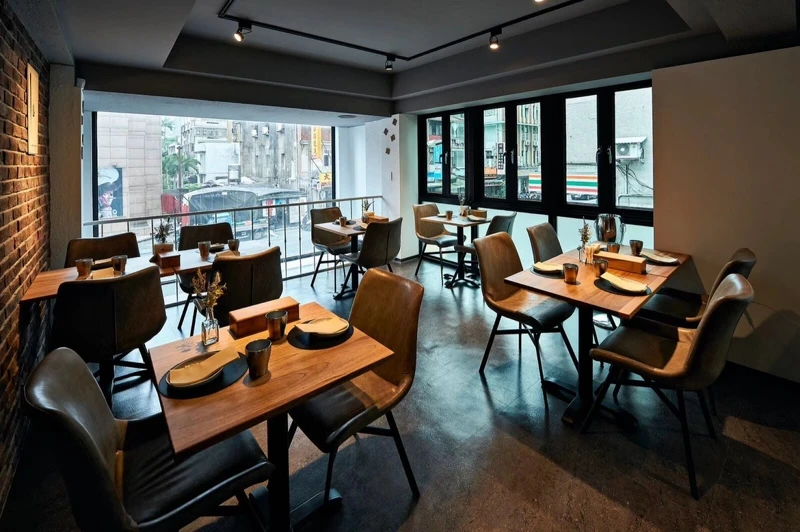 二樓空間採光明亮。 二樓空間採光明亮。