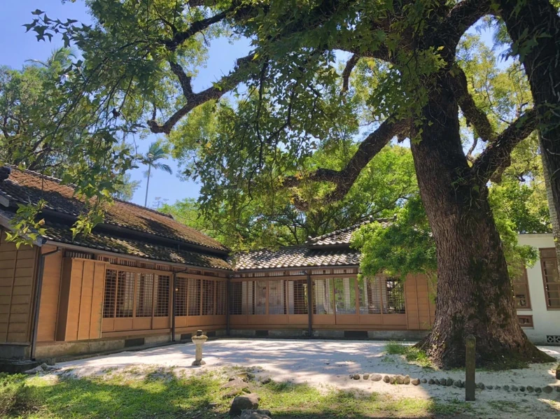 宜蘭設治紀念館(左圖) 宜蘭設治紀念館(左圖)
