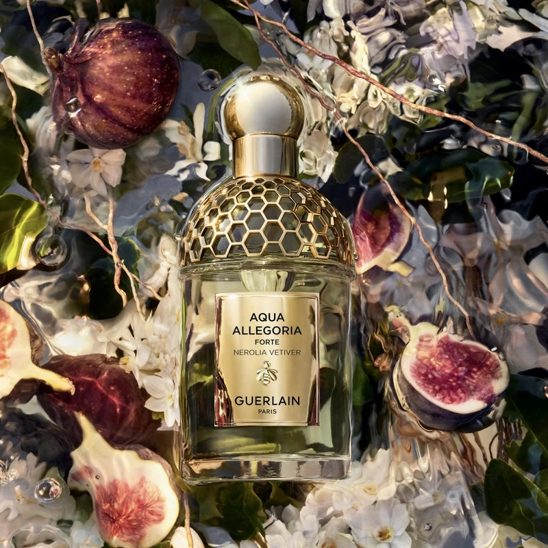 嬌蘭花草水語琢白岩蘭淡香精75ml,NT4,800、125ml,NT6,500(線上旗艦店獨家販售)、補充瓶200ml,NT7,850(線上旗艦店獨家販售) 嬌蘭花草水語琢白岩蘭淡香精75ml,NT4,800、125ml,NT6,500(線上旗艦店獨家販售)、補充瓶200ml,NT7,850(線上旗艦店獨家販售)