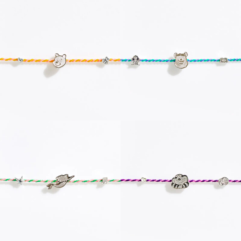 每一款手鍊,針對卡通人物的故事會有相互應的元素墜飾,每款售價NT$1,080 每一款手鍊,針對卡通人物的故事會有相互應的元素墜飾,每款售價NT$1,080