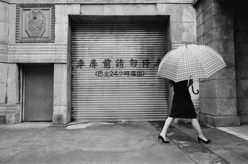 余白鏡頭下的台北街景。