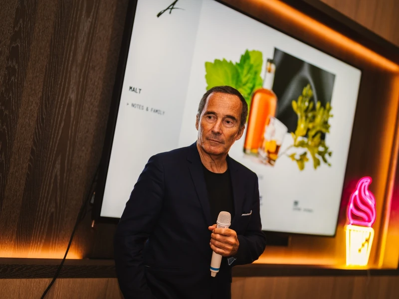 法國新銳小眾香水Akro創辦人Olivier Cresp來台。