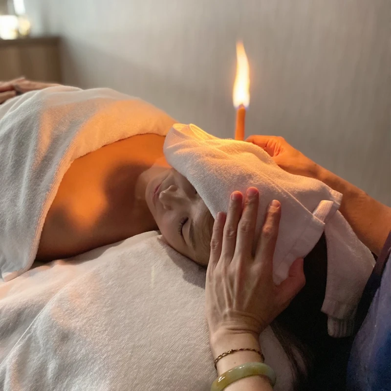 盎然Revive SPA的「恬靜。睡悅」課程中還會搭配耳燭。 盎然Revive SPA的「恬靜。睡悅」課程中還會搭配耳燭。