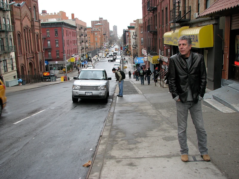 在這本書裡,我們能直接看見波登的思維與偏好,了解爲什麼他鍾愛某些造訪過的地點。 在這本書裡,我們能直接看見波登的思維與偏好,了解爲什麼他鍾愛某些造訪過的地點。