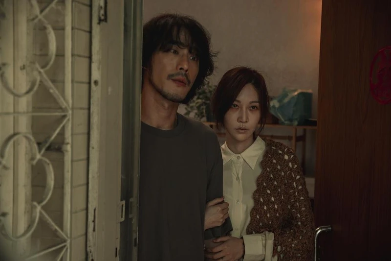 電影《化劫》曾莞婷跟黃騰浩飾演愛女早夭亂拜廟慘撞邪的夫妻 電影《化劫》曾莞婷跟黃騰浩飾演愛女早夭亂拜廟慘撞邪的夫妻