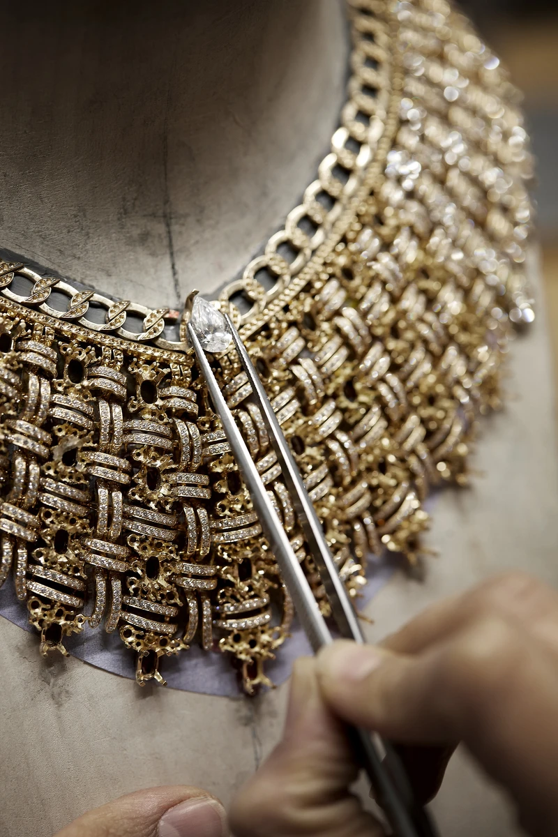 Tweed Royal項鍊工藝製作 - 步驟四