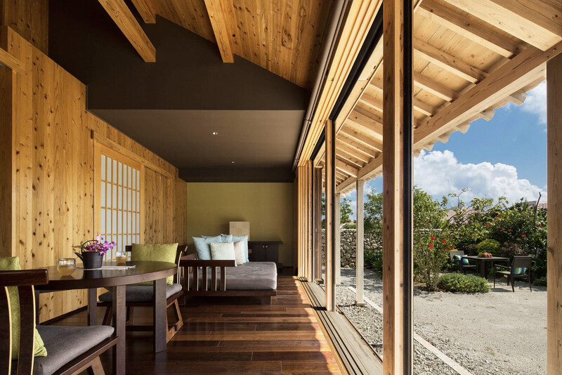 並有迎接涼風的開放式門廊設計。 並有迎接涼風的開放式門廊設計。