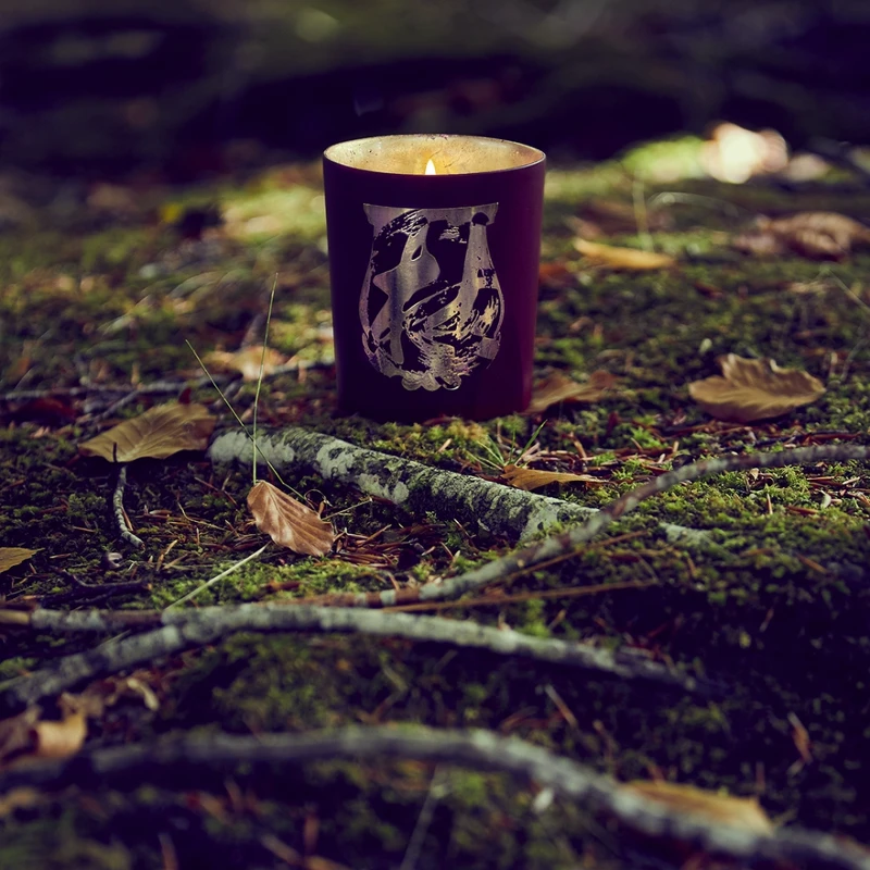 Cire Trudon與台灣茶人曾毓慧大師跨界聯名臨水之旅系列香氛蠟燭-Terre à Terre 膏腴之地蠟燭。 Cire Trudon與台灣茶人曾毓慧大師跨界聯名臨水之旅系列香氛蠟燭-Terre à Terre 膏腴之地蠟燭。