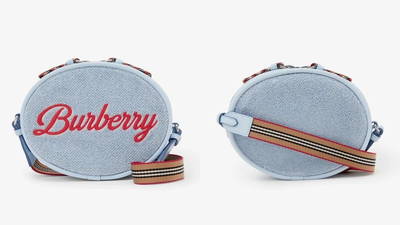 速寫徽標毛巾布斜背包價格 NT.24,500 速寫徽標毛巾布斜背包價格 NT.24,500