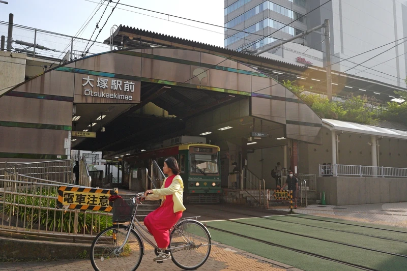 大塚站，距離東京交通樞紐「新宿」約12分鐘車程，離國人熟悉的「池袋」也僅有一站之隔。