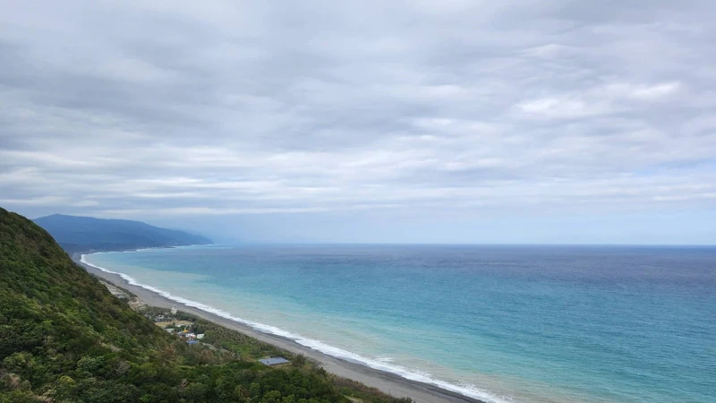 台東海岸線則為全台最幅員廣闊綿長的區域。 台東海岸線則為全台最幅員廣闊綿長的區域。