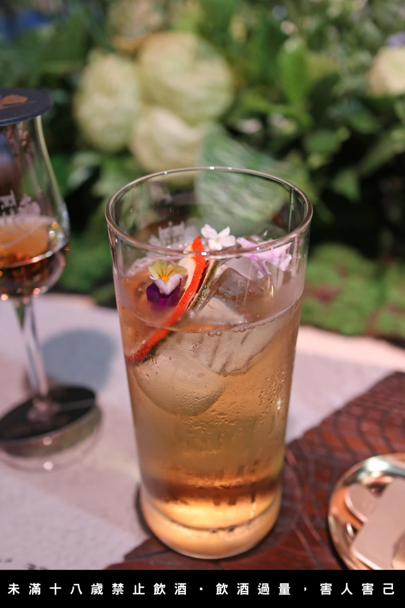 以「雙雪莉桶12年」做成調酒。