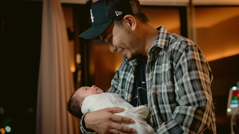 主唱楊大正首次以演員身份出演滅火器的MV，展現不同於樂團的演員面向