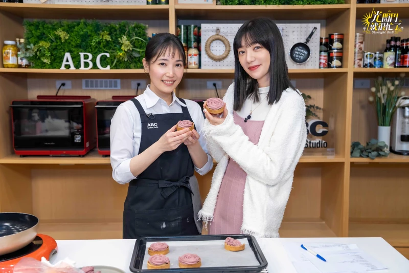 《光開門就很忙了》郭雪芙至甜點教室學洛神花塔