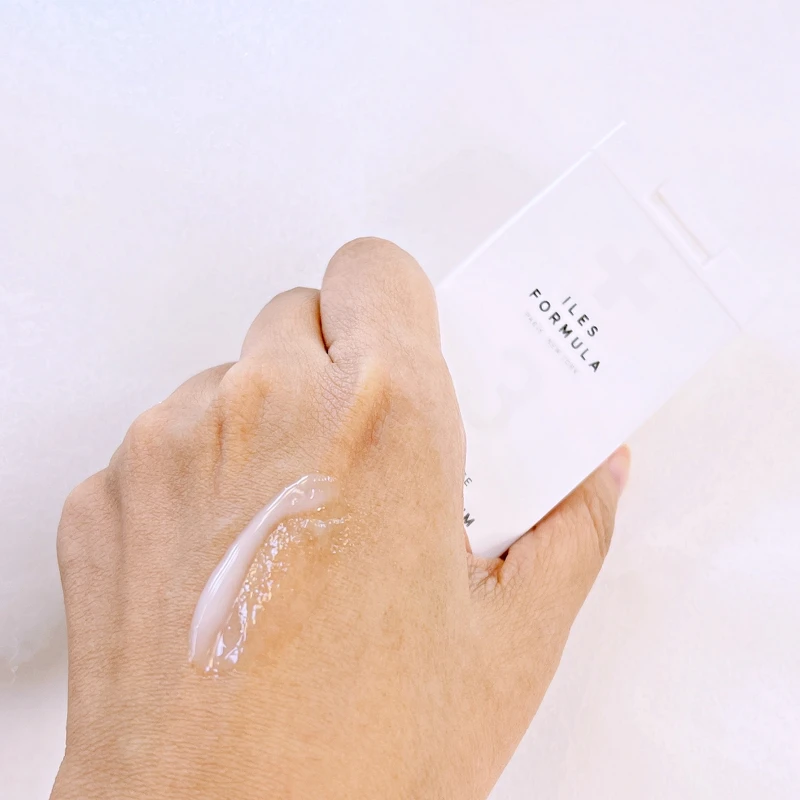 ILES FORMULA時尚精品成型精華200ml，NT1,850