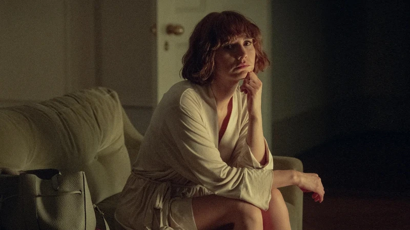 Charlie Murphy 飾演 安娜 Charlie Murphy 飾演 安娜