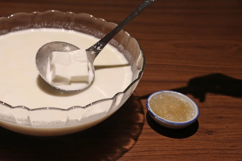 「南北杏仁露」。