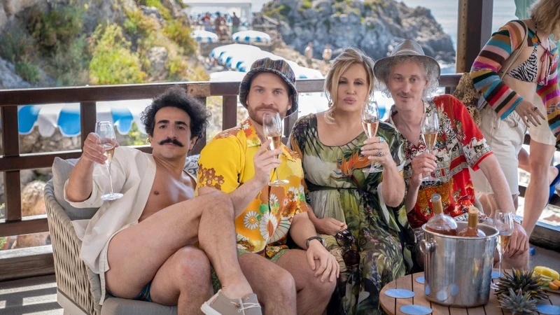 《白蓮花大飯店》第2季劇照