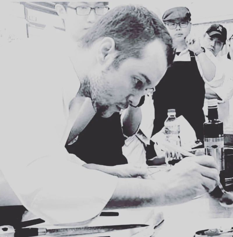  Chef Fabien 過去在台北生活、工作了九年，揮別別疫情後再次回來台灣，這回卻沒留在熟悉的台北反而直搗高雄。