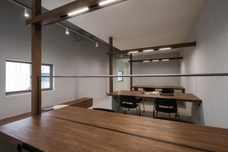 茶籽堂浪速計畫 Naniwa House 1辦公區。