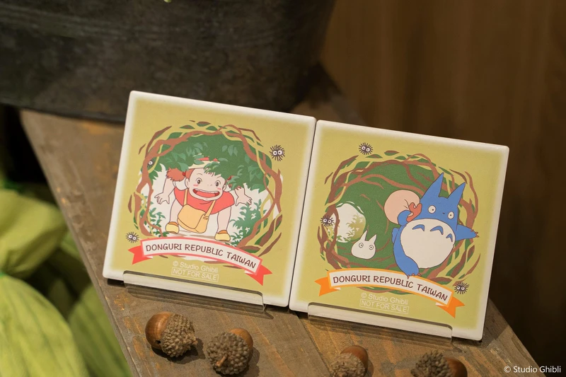 加上台中LaLaport店先前贈送的滿額禮,即可重現小梅首次發現中小龍貓的經典場景 加上台中LaLaport店先前贈送的滿額禮,即可重現小梅首次發現中小龍貓的經典場景