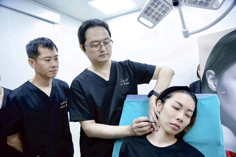 君綺醫師團隊舉辦技術研討會，持續精進治療專業