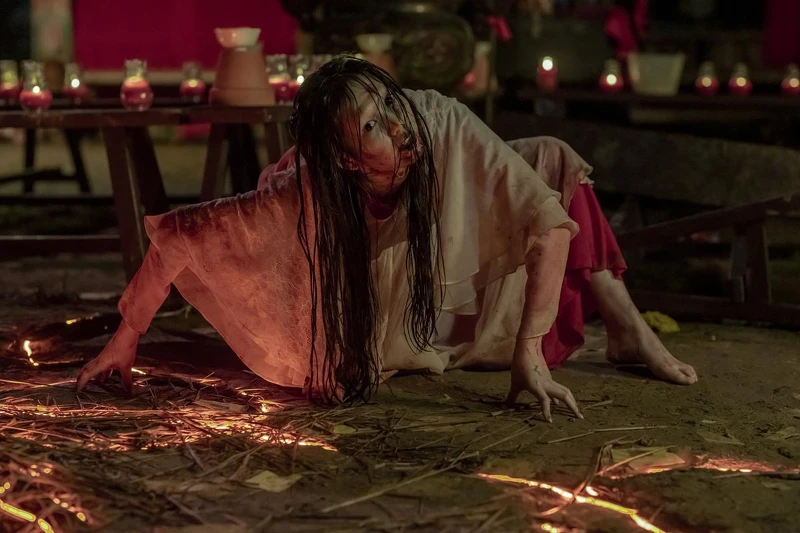 《化劫》雷嘉汭為了中邪附身的演出,把身體凹折不成人形,被影迷大讚有練過 《化劫》雷嘉汭為了中邪附身的演出,把身體凹折不成人形,被影迷大讚有練過