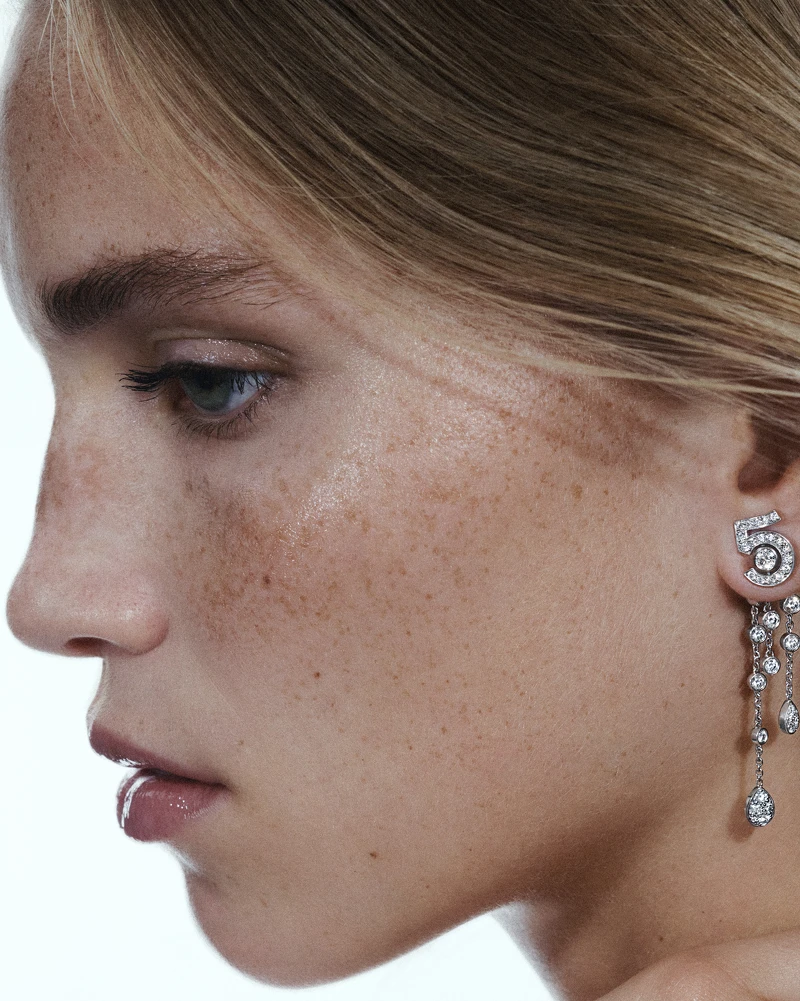 2023年《N°5 高級珠寶系列》穿戴照