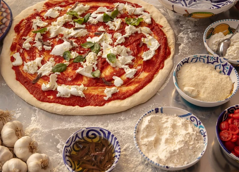 「La Locanda della Canonica Pizzeria by Gino Sorbillo」則供應八款特製披薩。 「La Locanda della Canonica Pizzeria by Gino Sorbillo」則供應八款特製披薩。