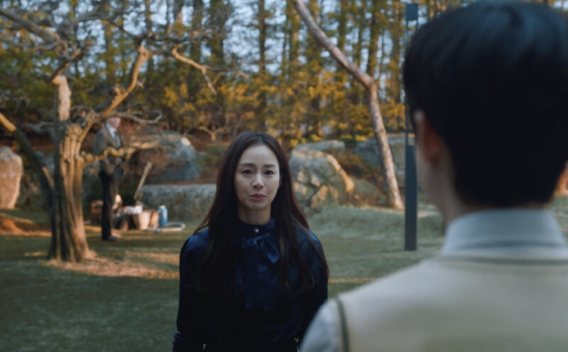 《有院子的家》金泰希懷疑院子裡的屍體就是李秀珉 《有院子的家》金泰希懷疑院子裡的屍體就是李秀珉