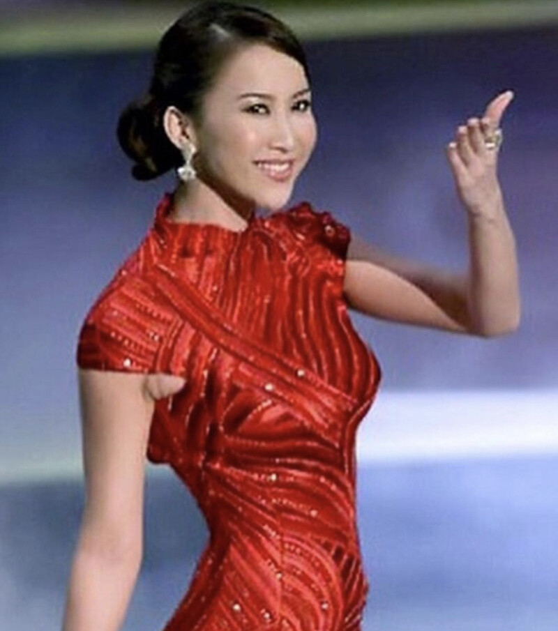 李玟在奧斯卡舞台上獻唱