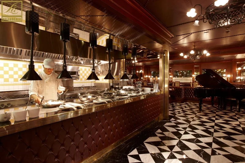 巴賽麗廳（La Brasserie）空間以法國美好時代 Brasserie 風格量身打造。