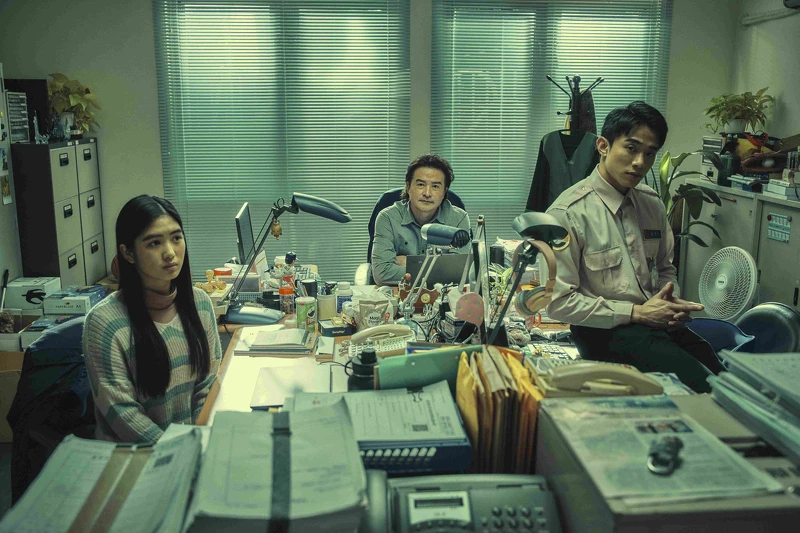 《八尺門的辯護人》集結李銘順(中)、初孟軒(右)、雷嘉汭(左) 《八尺門的辯護人》集結李銘順(中)、初孟軒(右)、雷嘉汭(左)