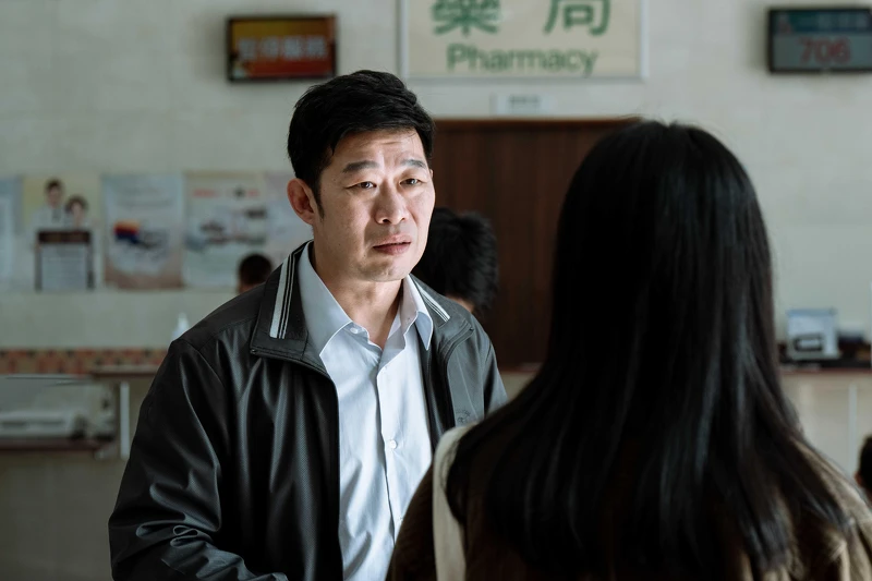 《地獄里長》馬力歐（左）竟是「大魔王」，細膩演技讓觀眾驚呼