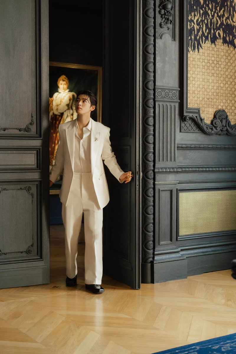 車銀優造訪位於巴黎芳登廣場12號的Chaumet總店