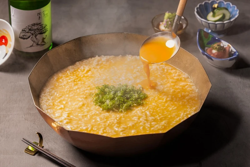 集結全鍋精華的「雜炊」。 集結全鍋精華的「雜炊」。