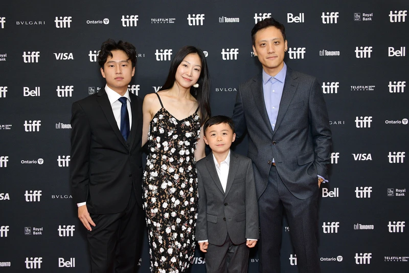 （左起）黃伊森、崔承允、黃度現、沈安東尼