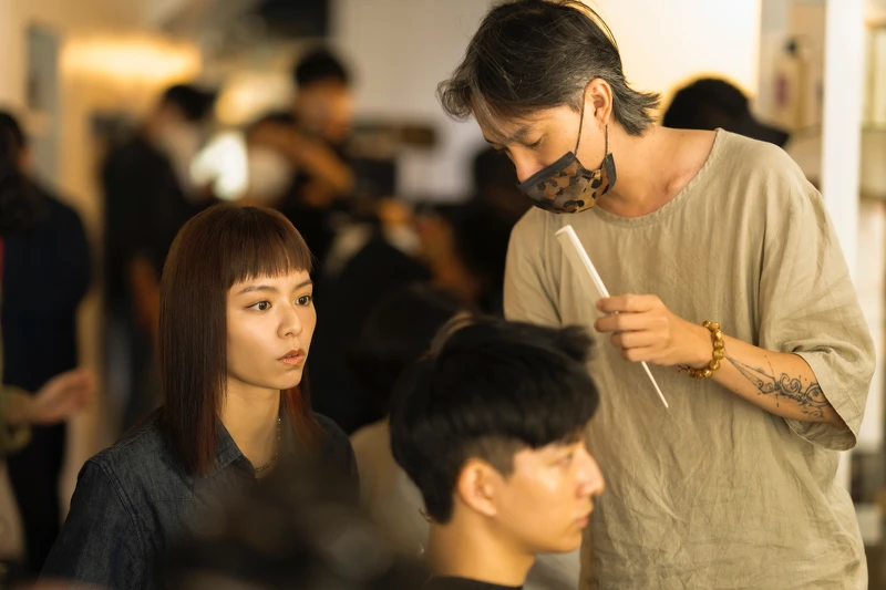 宋芸樺為戲學會了洗髮與剪髮技巧