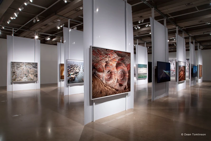 加拿大安大略美術館《人類世》展場一隅 © Dean Tomlinson