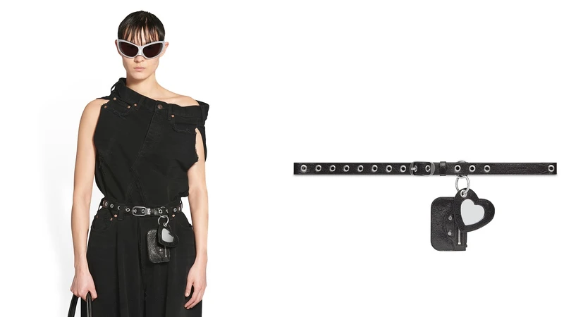 Balenciaga LE CAGOLE 穿孔鍊條皮帶 NT$25,900。 Balenciaga LE CAGOLE 穿孔鍊條皮帶 NT$25,900。