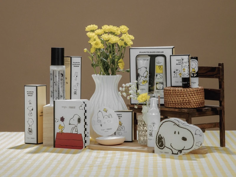 FreshO2 X Peanuts史努比彩妝系列。