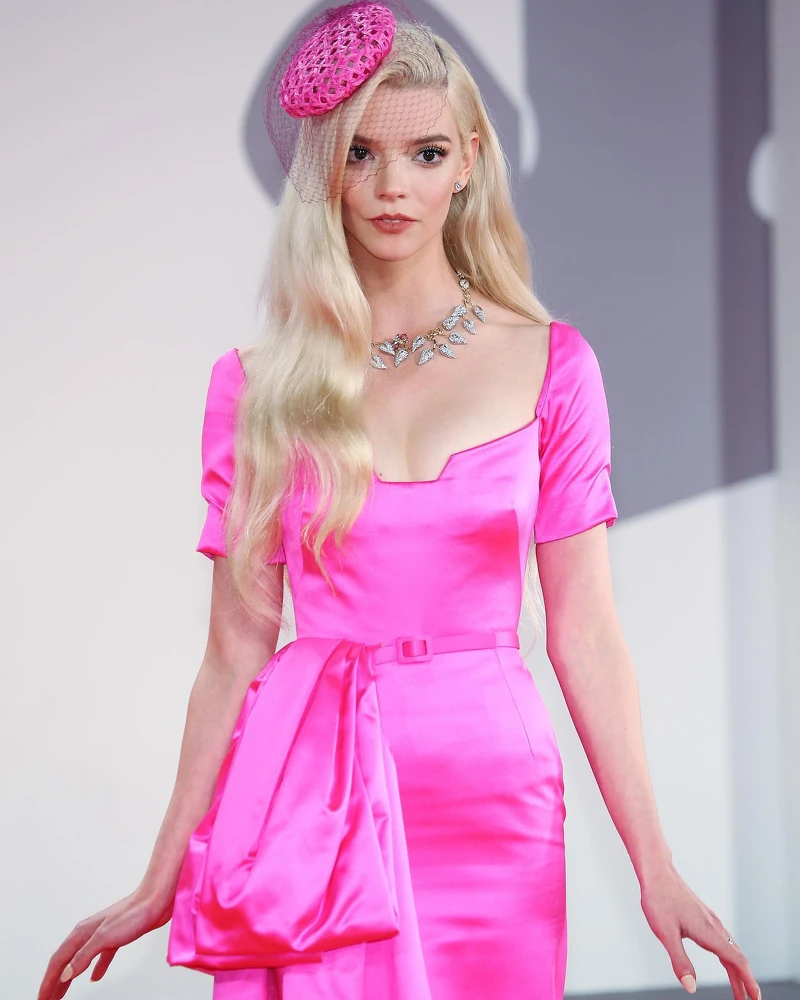 Photo/ Instagram @anyataylorjoy Photo/ Instagram @anyataylorjoy