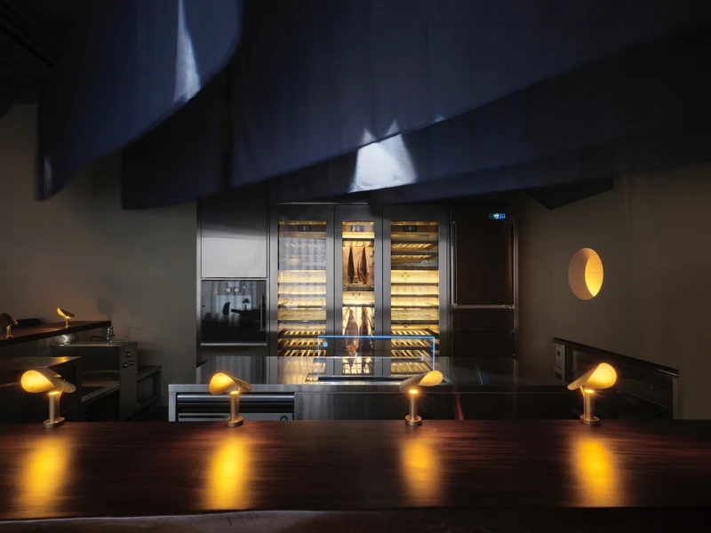 實現無邊界的餐廚場域。