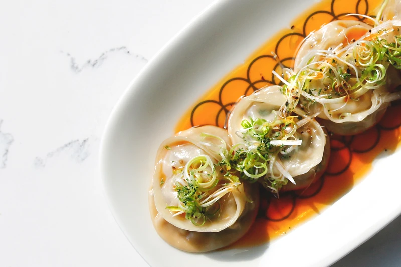 小小樹食 紅油皮蛋豆腐餃